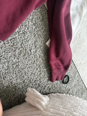 Hollister Crewneck  thumbnail 2