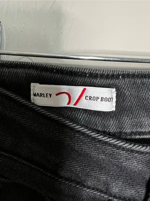 Vigoss Marley Crop Boot Washed Black Raw Hem‎ Stretch Jeans thumbnail 5