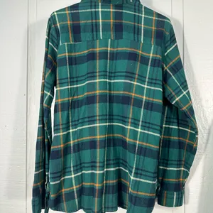 Columbia Women’s Green Plaid Flannel Top Size Large EUC thumbnail 7