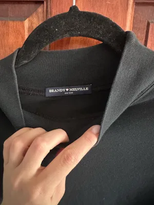 Brandy Melville Top thumbnail 2