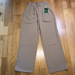 Halara Flex High Waisted Zipper Pocket Shirred Straight Work Pants Beige S NWT thumbnail 2
