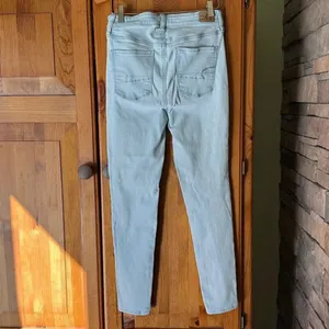 American Eagle Light Blue Women's Jeans. High rise Jeggings. Stretchy. Size 8 thumbnail 7