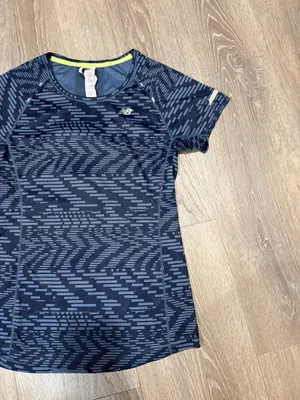 New balance active tee shirt  thumbnail 2