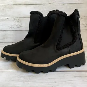 NEW Dolce Vita Women's Vinny Cozy‎ Fur Lined Lug Sole Platform Boots in Black thumbnail 4