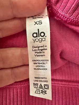 Alo Yoga Ribbed High-Waist 7/8 Blissful Legging in Raspberry Sorbet thumbnail 4