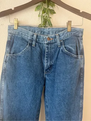 Vintage Rustler Women's Blue Straight-Leg Jeans thumbnail 2