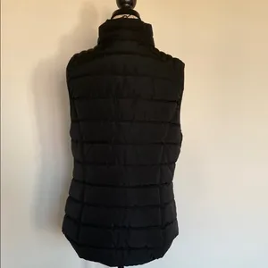Tommy Hilfiger Black Quilted Puffer Vest thumbnail 2