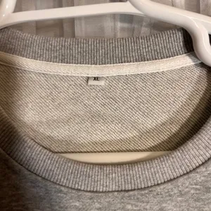 Grey North‎ Pole University Sweatshirt XL Crewneck Pullover Long Sleeve thumbnail 3