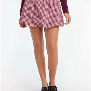 No Boundaries Bubble Hem Mini Skirt thumbnail 2