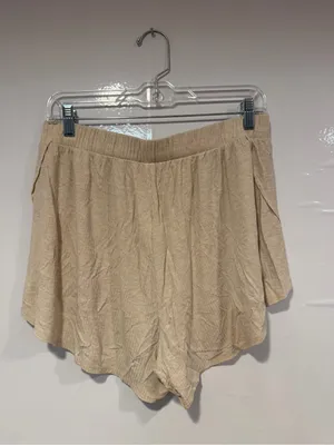 Light Beige Old Navy Sunday Sleep Ruffle Hem Women's Shorts thumbnail 3