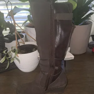 BareTraps Brown Over the Knee Brown Suede Fur Lined Wedge Boots Side Zipper 6M thumbnail 9