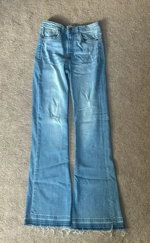 High Rise Flare Jeans thumbnail 1