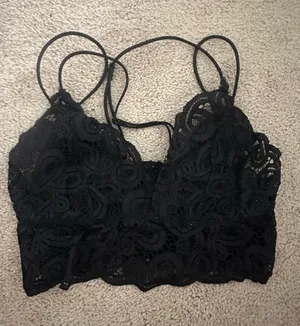 PINK Victoria's Secret Black Lace Bandeau Bralette thumbnail 1