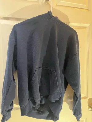 Navy gildan sweatshirt thumbnail 1
