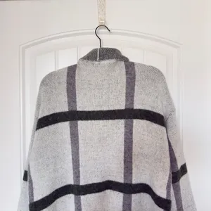 Cyrus Women’s Medium Gray ‎Open Front long Coatigan Cabincore Preppy Cottagecore thumbnail 9