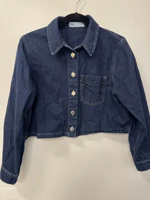 Zara Trucker Jacket Women's Medium Blue Cotton Denim Button Front Cropped Boxy thumbnail 1