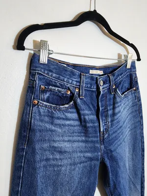 Levi's Women's Wedgie Ankle Jeans Size 28 thumbnail 3