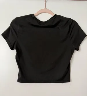 Shien Top Black thumbnail 2