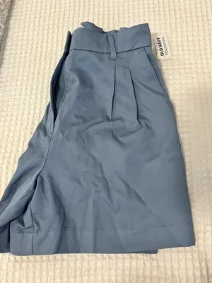 NWT Old Navy High Rise Taylor Shorts - Size S thumbnail 1
