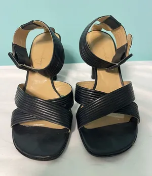 Marialyn Black Leather Strappy‎ Open Toe Platform Heels BR37/6.5. S-290 thumbnail 1