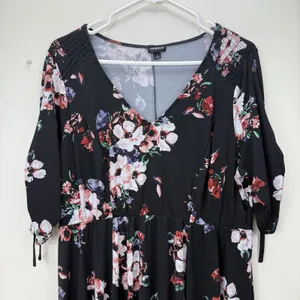 Torrid Pink Floral Studio Knit Short Tie Sleeve‎ V Neck Dress Size 1X thumbnail 5