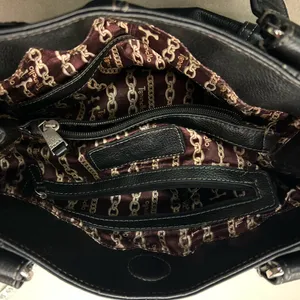 Purse Elegant Black Leather Handbag-B is for BEAUTY! Like new TIGNANELLO-quality thumbnail 8