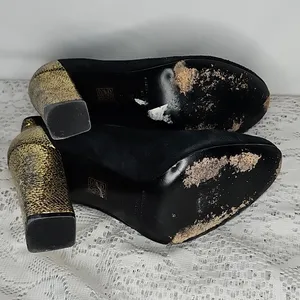Sigerson Morrison Black Gold Suede Block Heel Slip On Ankle Bootie Boots Sz 9.5 thumbnail 8