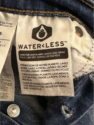 Levi's Wedgie Short medium wash cuffed denim jean short Size 27 coastal cowgirl thumbnail 14