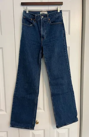 Abercrombie High-Rise Jeans 90s Relaxed jeans thumbnail 1