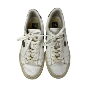 VEJA Campo Women's White Leather Round Toe Lace Up Low Top Sneakers Shoes Sz 8.5 thumbnail 2