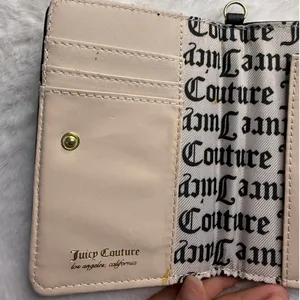 JUICY COUTURE Passport Cardholder thumbnail 4