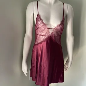 Victoria’s Secret nightie lingerie NEW thumbnail 2