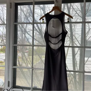 Bershka Black and Gray Gradient Midi Dress thumbnail 2