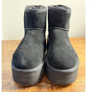 UGG Classic Ultra Mini‎ Platform Boots Black Suede Ankle Booties thumbnail 3