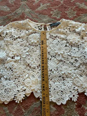 Gracia White Lace Top Size M thumbnail 3