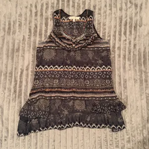 Solitaire Beaded Boho Tunic Tank Top Gray Paisley Ruffle Hem‎ Sleeveless Medium thumbnail 2