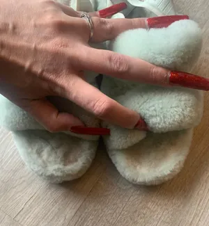 UGG sandals thumbnail 3