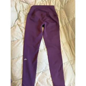 ALO Yoga Airbrush 7/8 Leggings Size S thumbnail 7