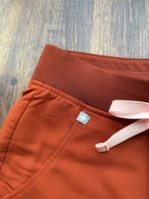 NWT FIGS Women’s Auburn Zamora 2.0 Jogger Scrub Pants -Size XXS Petite thumbnail 7