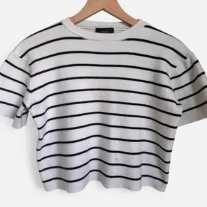 VICI Stripe Knit Sweater Short Cut Waist Length Top thumbnail 1