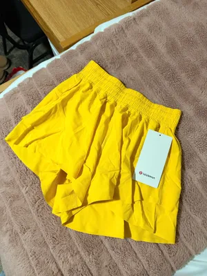 Lululemon shake it out high rise run short 2.5 thumbnail 4