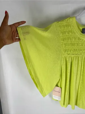 Hudson Gray Lime Linen Blend Smocked Flutter‎ Sleeve Top Size M NWT thumbnail 4