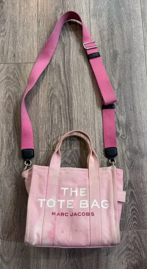 Marc Jacob’s The Tote Bag  thumbnail 1