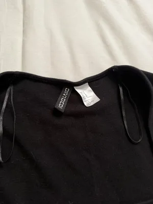 H & M Black Top thumbnail 3