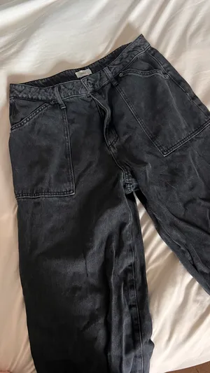 Forever 21 Pants Black High-Waisted  thumbnail 1