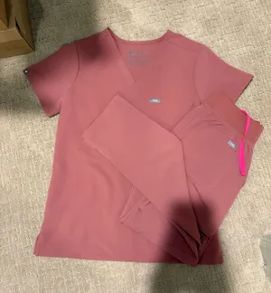 FIGS Scrubs Set thumbnail 1