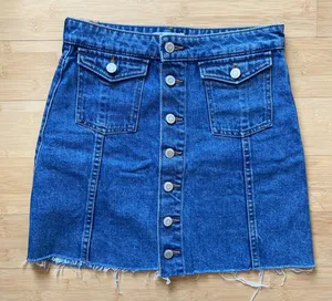 Denim Skirt With Pockets thumbnail 1