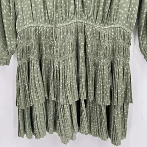 Current Air Laurel Mini Star‎ Dress Size Small Sage Green Tiered Pleated V-Neck thumbnail 5