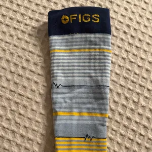 FIGS Ready When You Are a Gray, White & Yellow Striped Compression Socks thumbnail 4