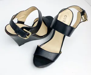 GUESS Jasminn Leather Upper Black Open Toe Wedge Sandals 8.5 Wedding Brunch thumbnail 1